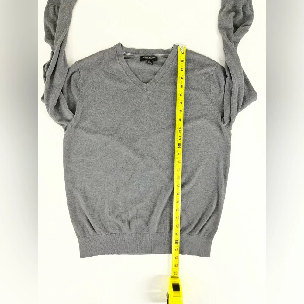 Banana Republic Luxury Blend Silk Cotton Cashmere Gray V-Neck Sweater Mens Large